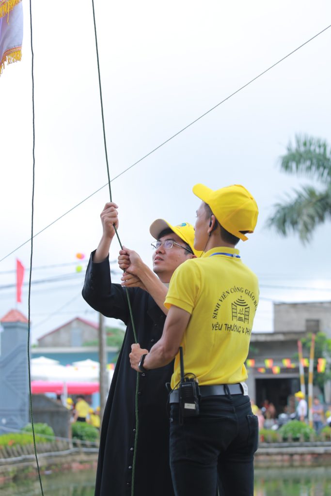 RỘN RÀNG KHAI MẠC - DIỄU HÀNH - THƯỢNG CỜ - LỄ TRUYỀN THỐNG SVCG BÙI CHU LẦN THỨ XII RỘN RÀNG KHAI MẠC - DIỄU HÀNH - THƯỢNG CỜ - LỄ TRUYỀN THỐNG SVCG BÙI CHU LẦN THỨ XII